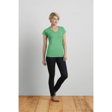 Softstyle® Women´s V-Neck T-Shirt Gildan 64V00L - Dekolt w kształcie V