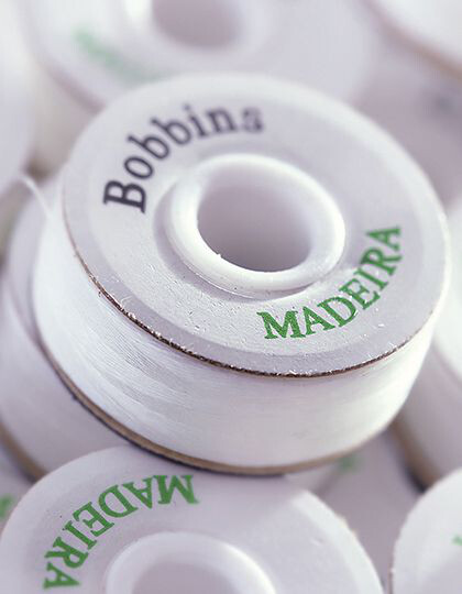 ROYAL Underthreads (144 pc) Madeira 307-501/500 - Nici, folie i akcesoria