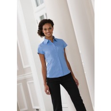 Ladies´ Cap Sleeve Fitted Polycotton Poplin Shirt Russell Collection R-925F-0 - Z krótkim rękawem