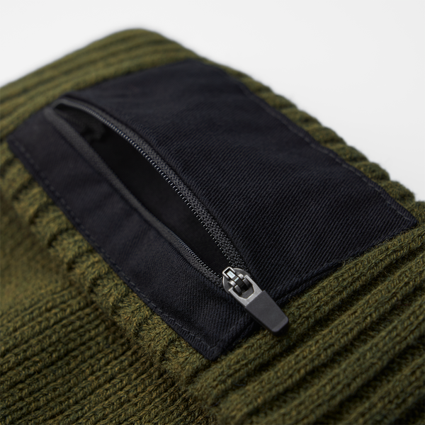 Czapka beanie z kieszonką na zamek - Military Green & Black