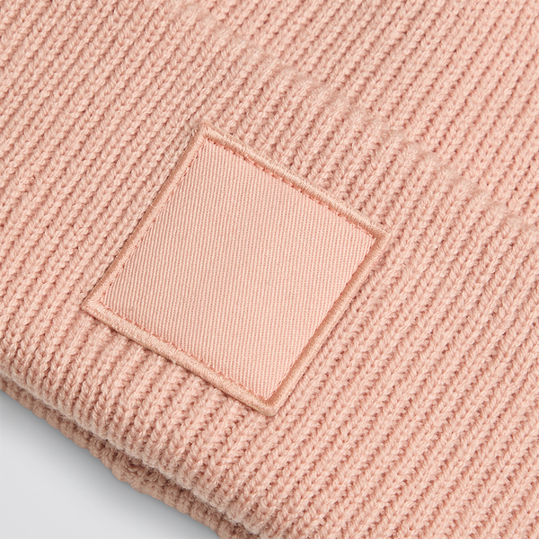 Czapka prążkowana z szerokim mankietem - Peach