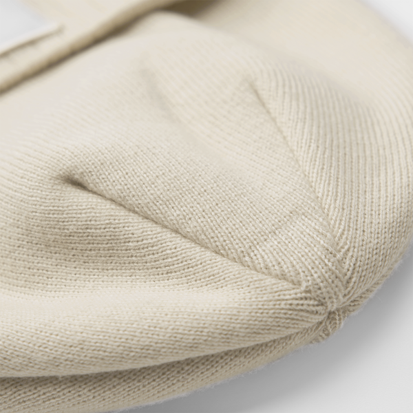 Czapka z naszywką z recyklingu - Oatmeal & White