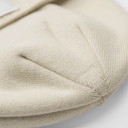 Czapka z naszywką z recyklingu - Oatmeal & White