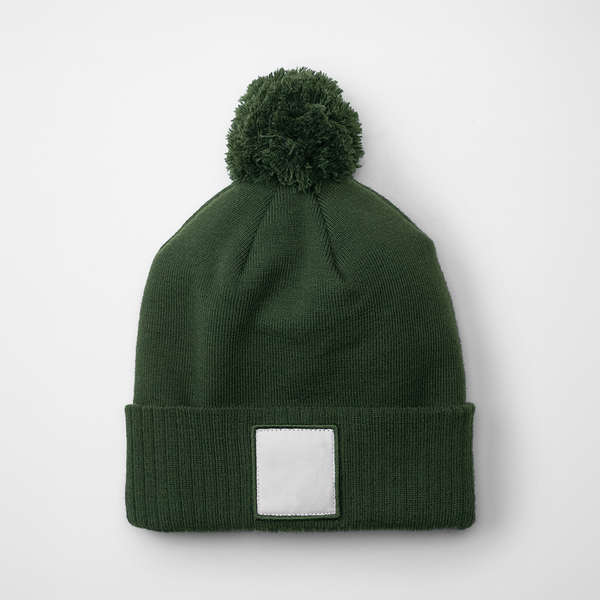 Czapka z pomponem z recyklingu z naszywką - Olive Green & White