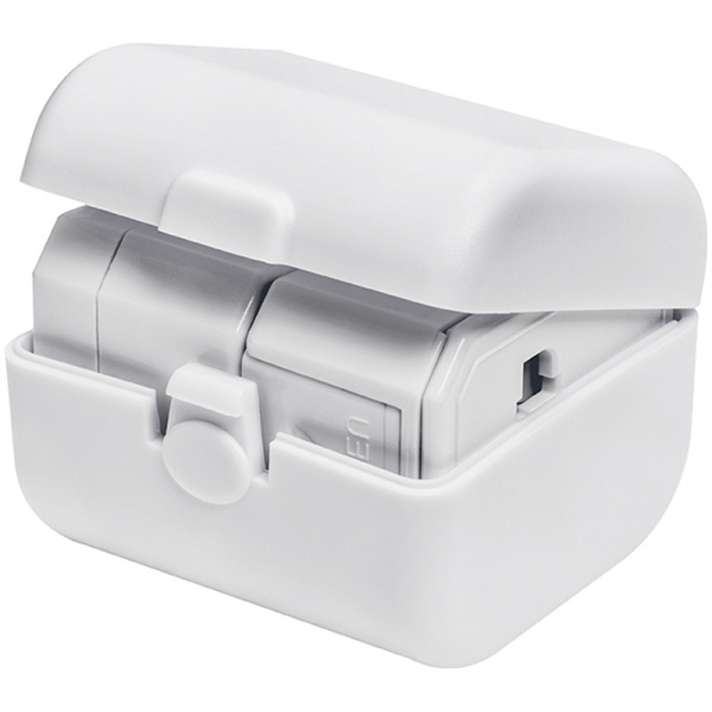 adapter-podrozny-plastikowy-peru-039406-4.jpg