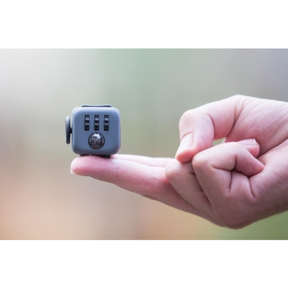 fidget-cube-eg-027800-4.jpg