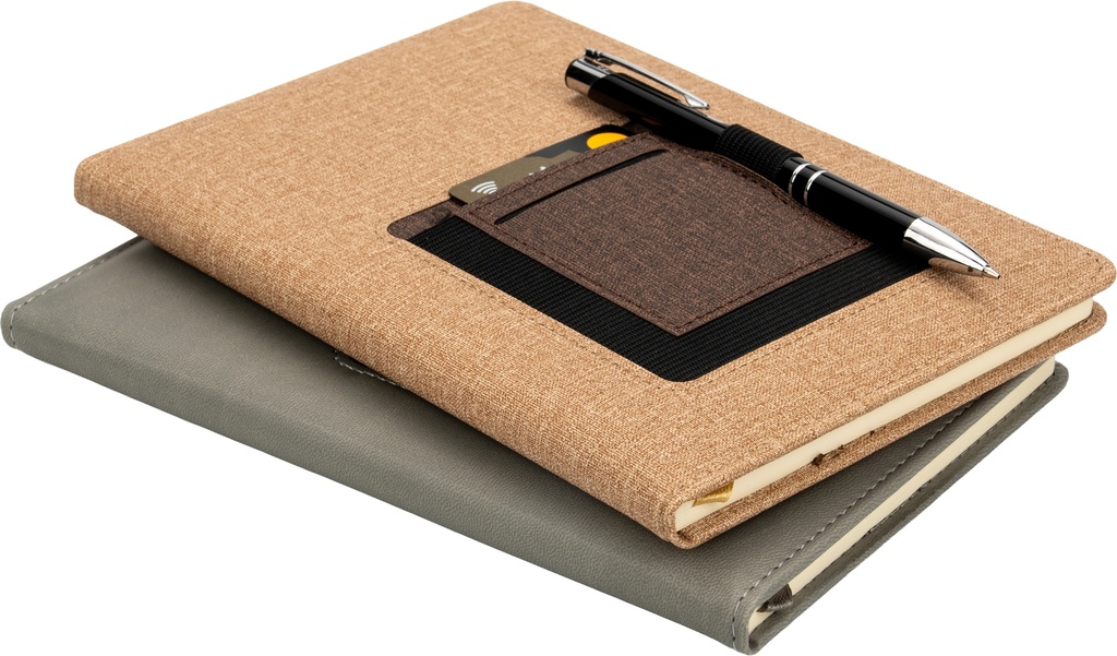 notes-a5-w-kropki-tilburg-268107-6.jpg