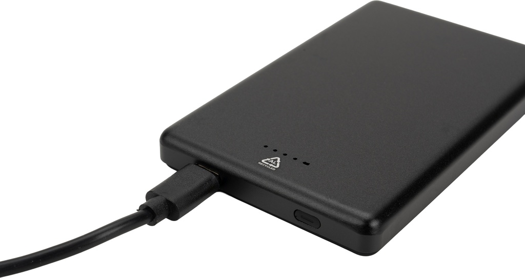 power-bank-5000-mah-z-ladowarka-indukcyjna-magsafe-donetsk-395803-5.jpg