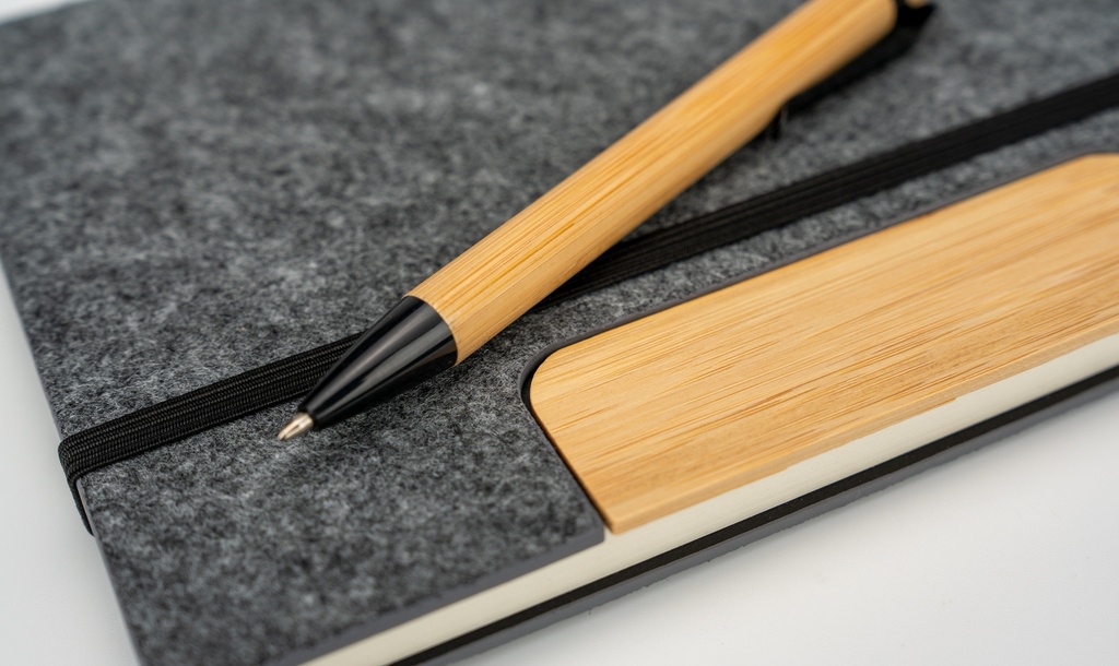notes-a5-w-linie-z-dlugopisem-walsall-437907-11.jpg