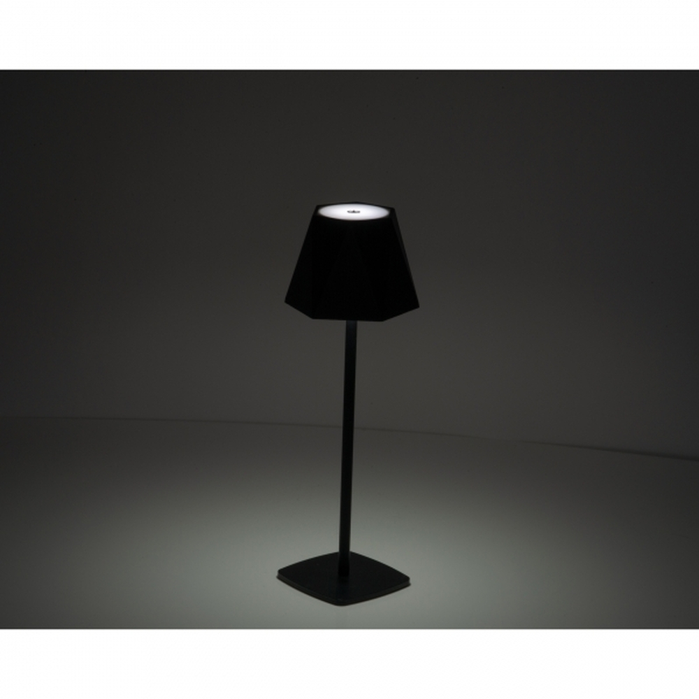 lampka-biurkowa-blackburn-532703-3.jpg