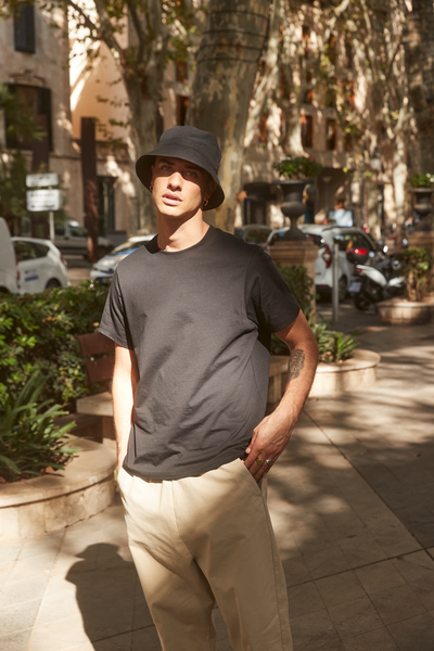 Kapelusz Bucket z Recyklingu z Troczkiem - Midnight Camo