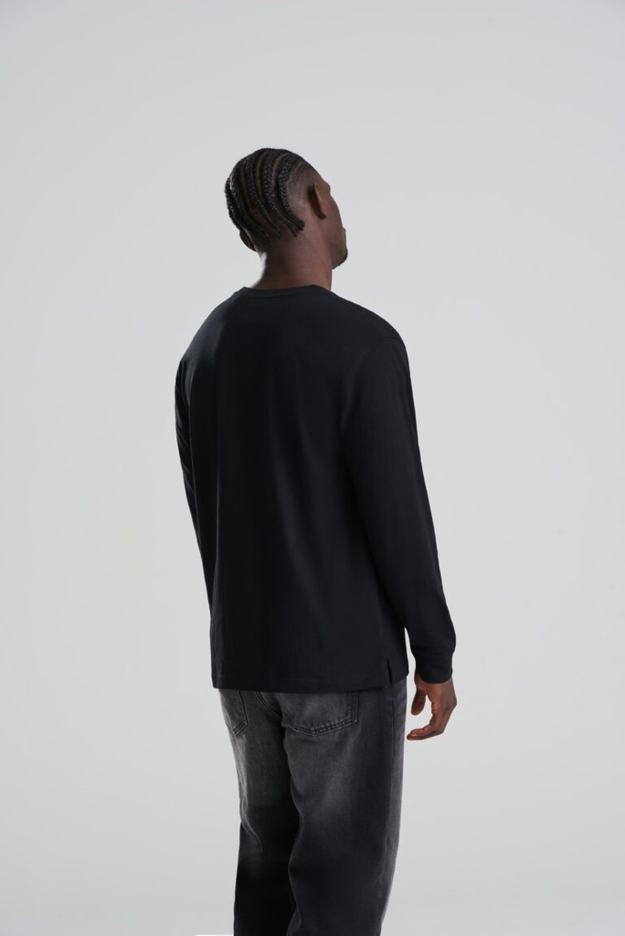 AWT012 Deep Black 4