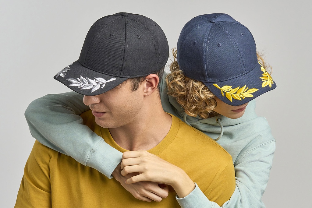 Czapka z daszkiem z recyklingu - Black