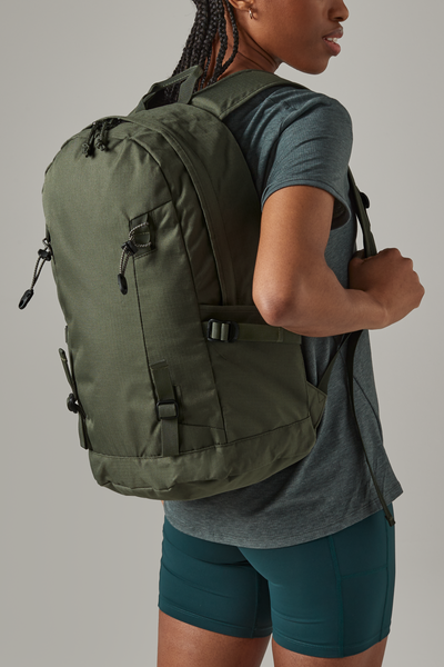 Plecak Outdoor 20L z Kieszeniami - Olive Green