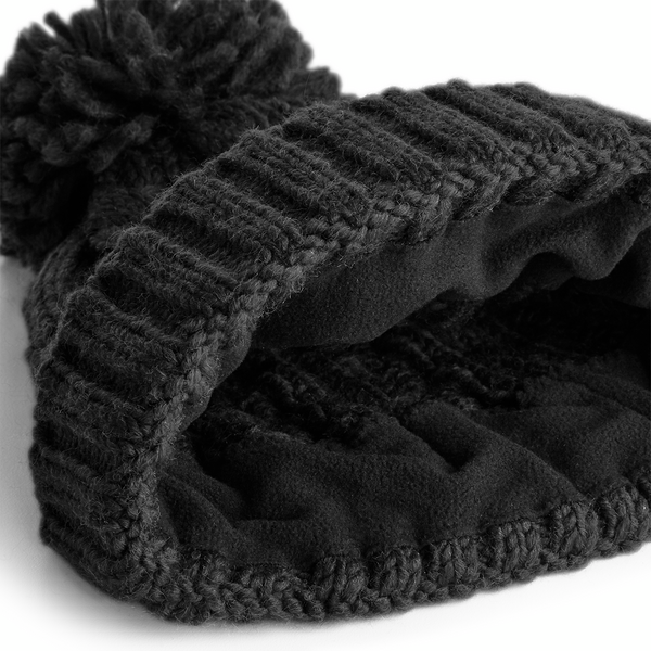 Czapka z warkoczowym splotem i pomponem - Black