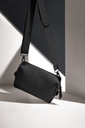 Matowa wodoodporna torebka na ramię - Black