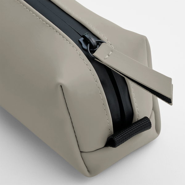 Wodoodporne matowe etui mini z recyklingu - Clay