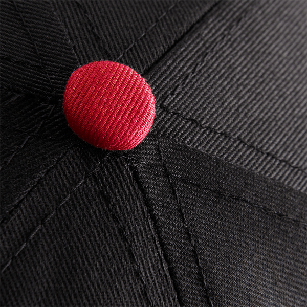 Czapka 5-panelowa z kontrastowymi detalami - Black & Classic Red