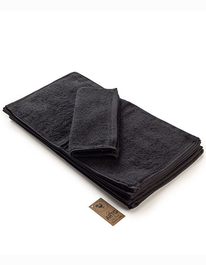 AR034_Black