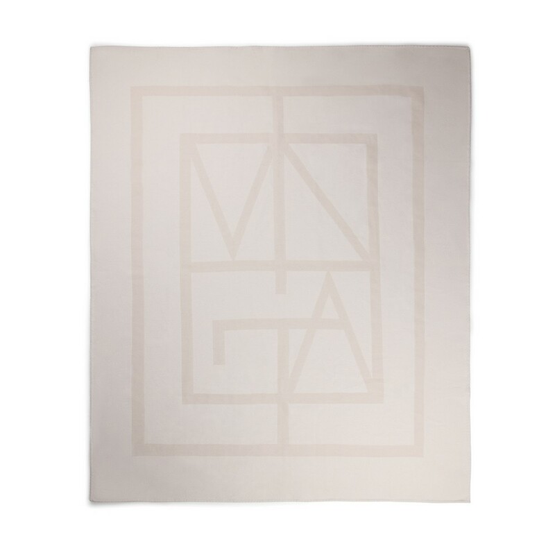 Koc VINGA Monogram VG640-02 - bialy
