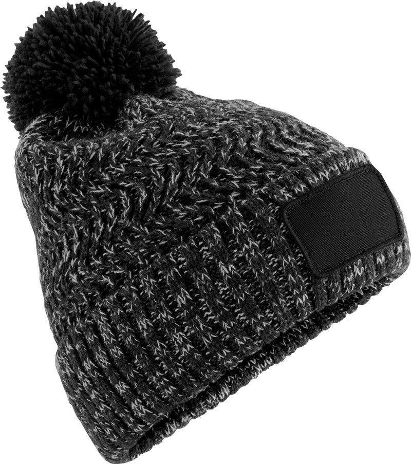 Czapka z pomponem i naszywką Ramble CB331 - Black Twist
