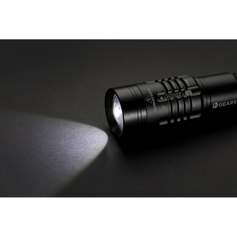 Latarka Gear X, ladowana przez USB P513.851 - czarny