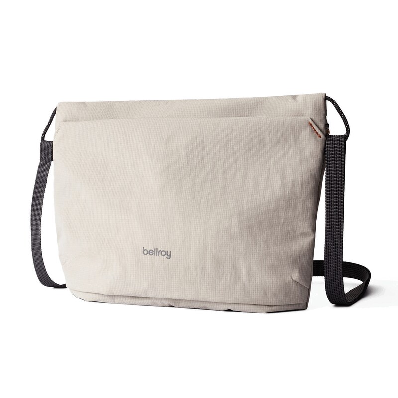 Saszetka zapinana w pasie, nerka Bellroy P763.3819 - bezowy