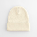 Miękka czapka beanie z podwinięciem CB830N - Off White