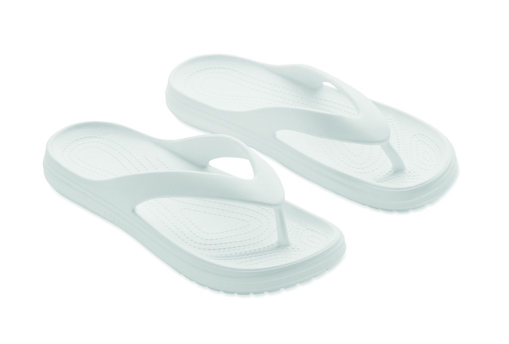 Klapki. Rozmiar 44/45 MO2940-06 - Bialy