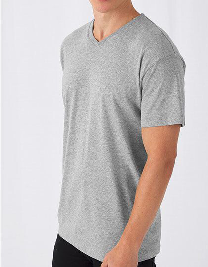 T-Shirt Exact V-Neck B&C TU006 - Dekolt w kształcie V